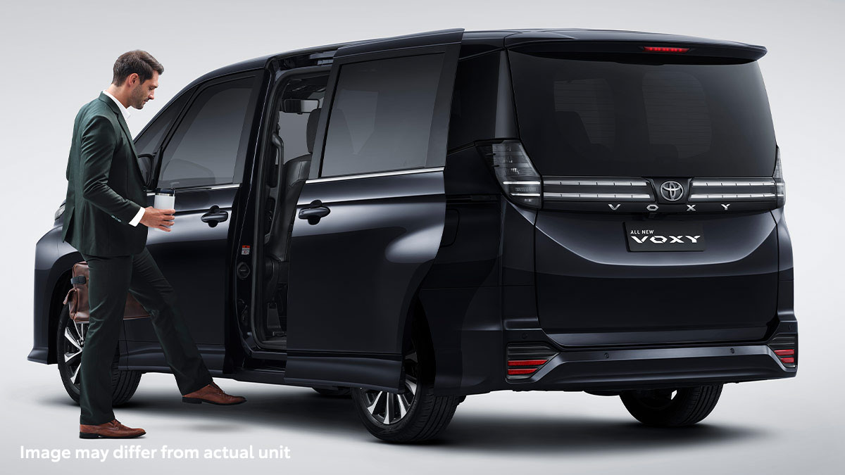 exterior voxy 3