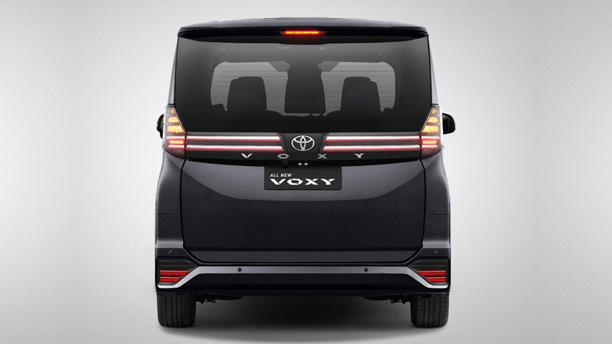 exterior voxy 5